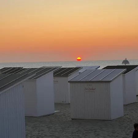 Cosy With Sea View In Ostende