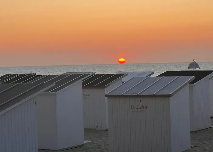 Cosy With Sea View In Ostend