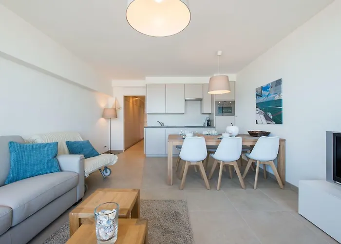 Cosy With Sea View In *